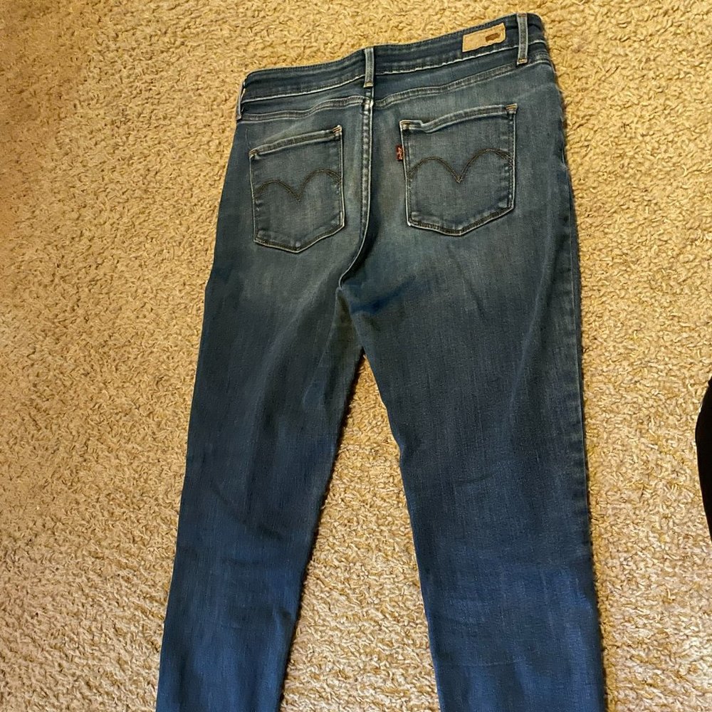 Women's Levis